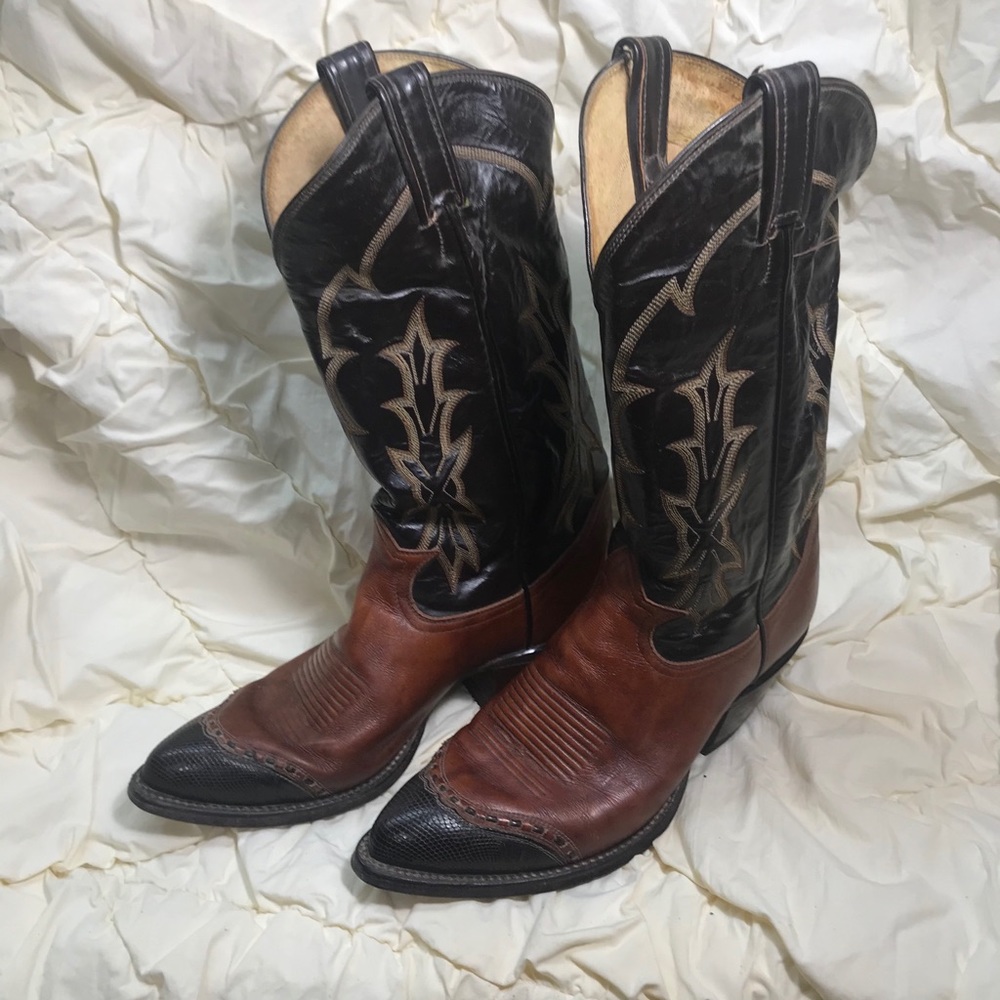 Tony Lama men’s cowboy boots size 8D, only $47